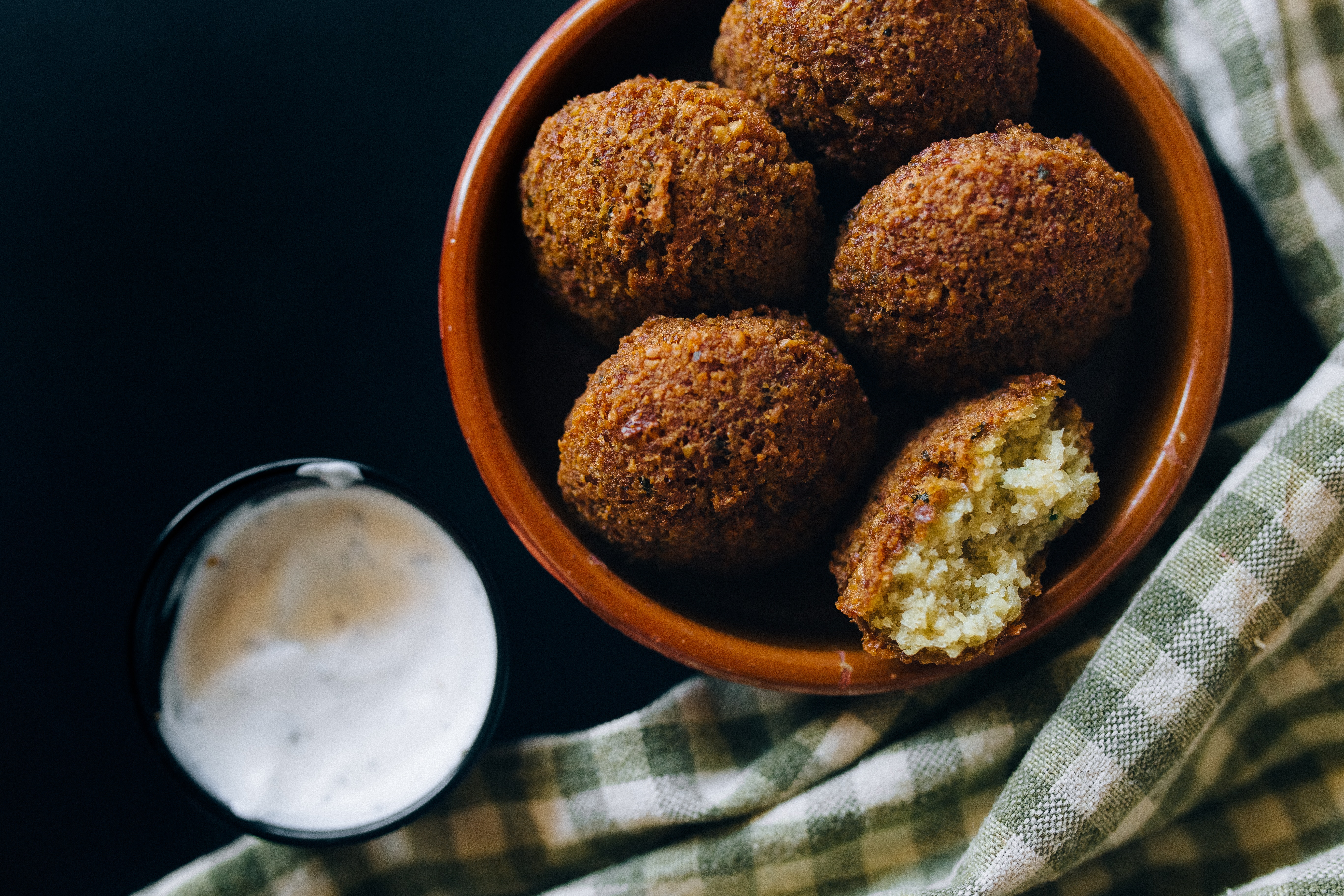 Easy Ham and Cheese Balls from Buddig